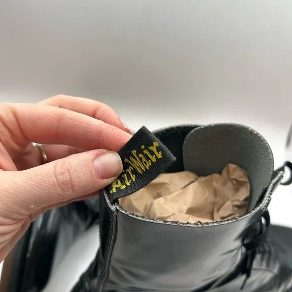 RARE VINTAGE DR. Marten Pointed Toe Black Leather 7 Eye Boot Made in England M8 - Picture 14 of 16